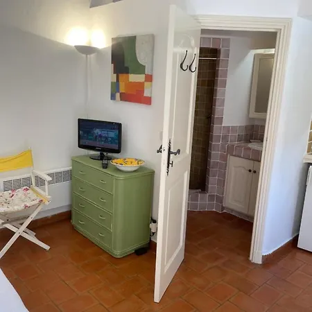 Les Du Mazet Des Mures Apartamento Grimaud