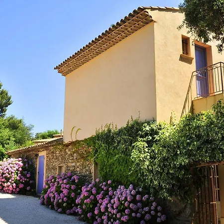 Les Du Mazet Des Mures דירה