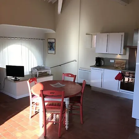 Les Du Mazet Des Mures דירה